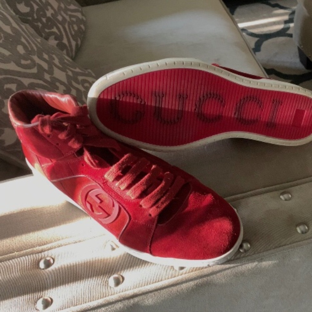 Gucci Authentic shoes deep scarlet red
